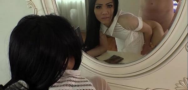  Ladyboy Swan Barebacked And Gives Ass To Mouth BJ